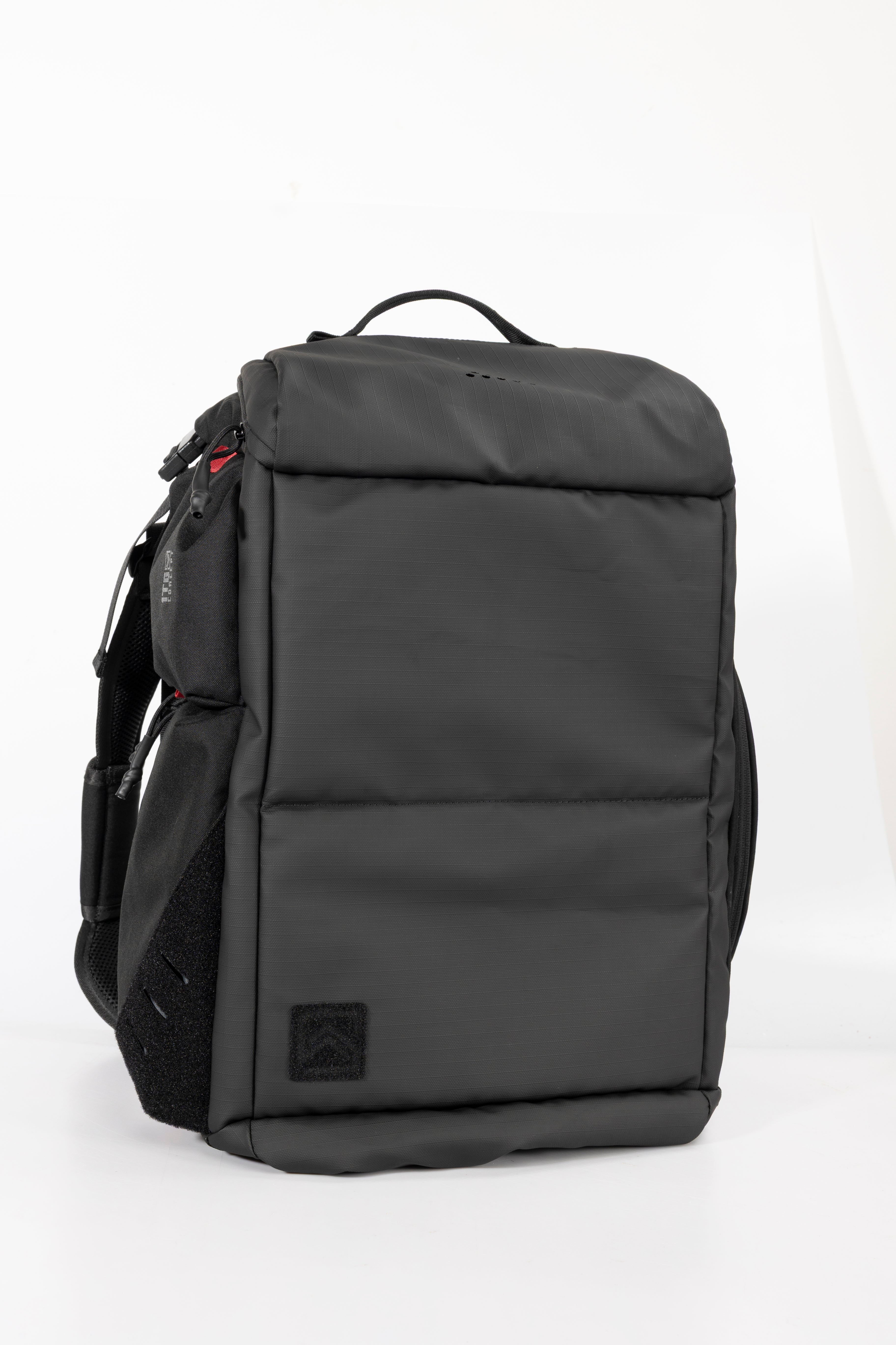 1TG CONCEPT Expandable Duffel Bag | Waterproof, Large Capacity & Built for Hiking & Travel