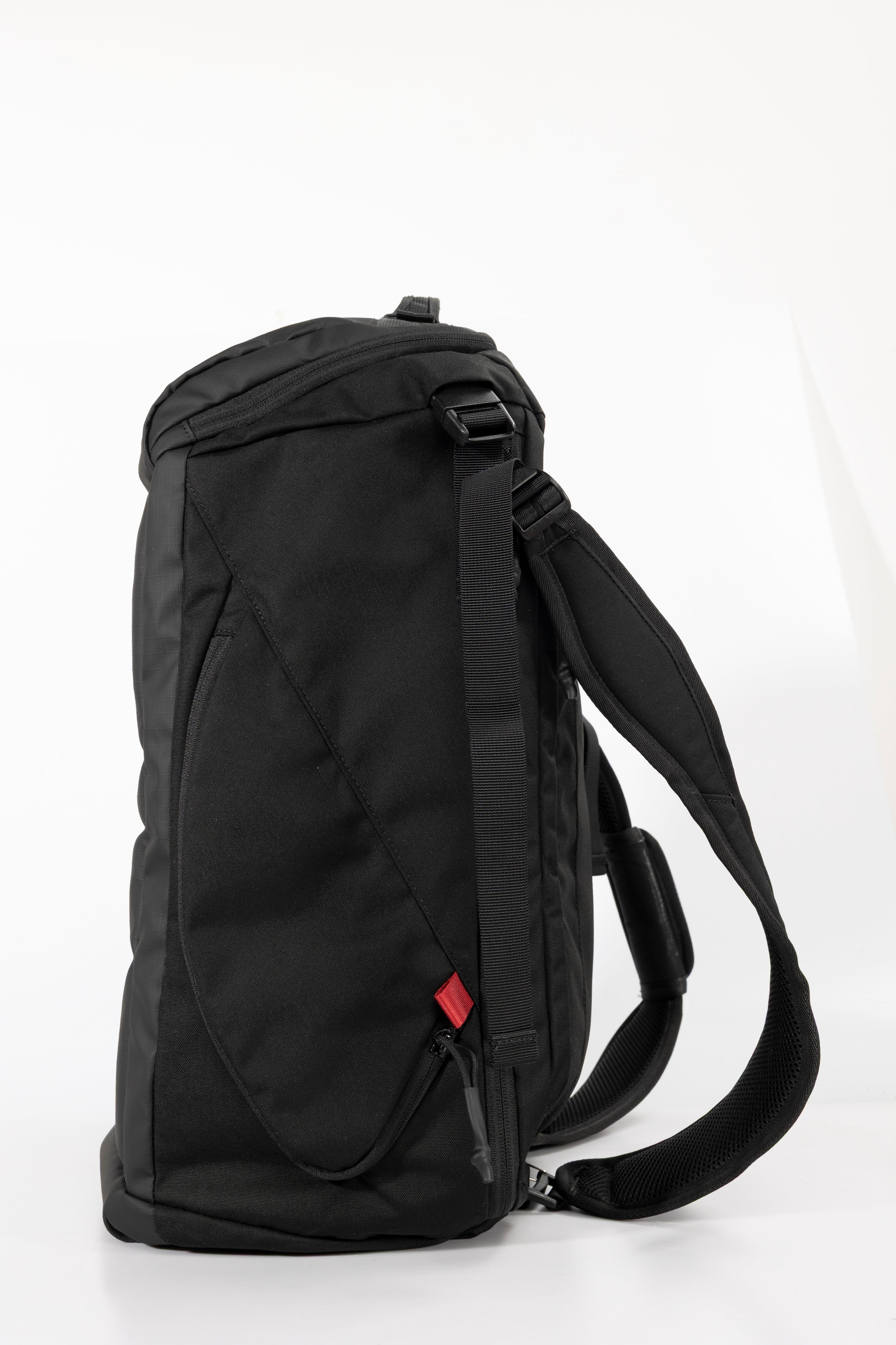 Magecko CONCEPT Expandable Duffel Bag | Waterproof, Large Capacity & Built for Hiking & Travel