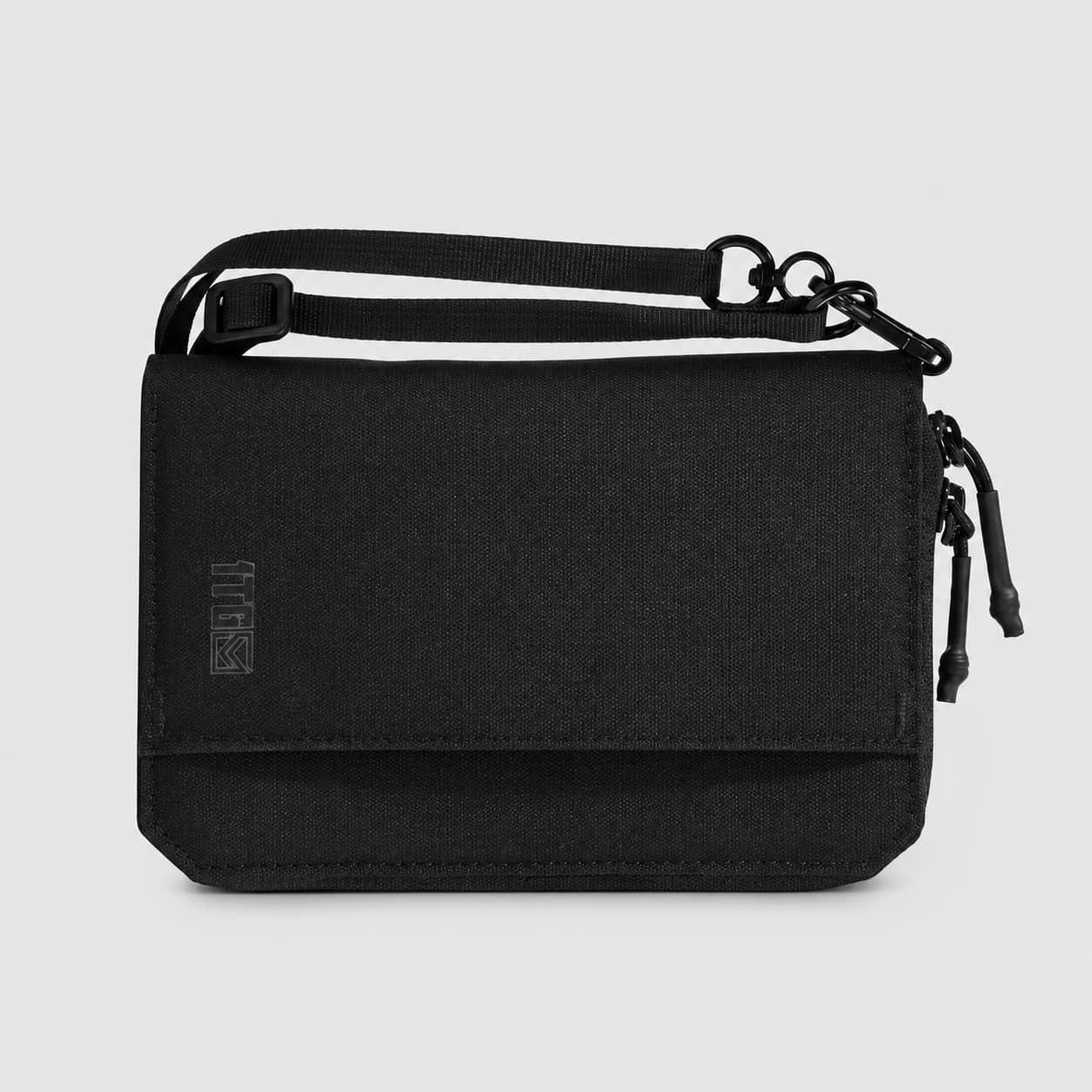 1TG RFID Passport Wallet – Travel Organizer with Shoulder Strap & Multi-Card Storage
