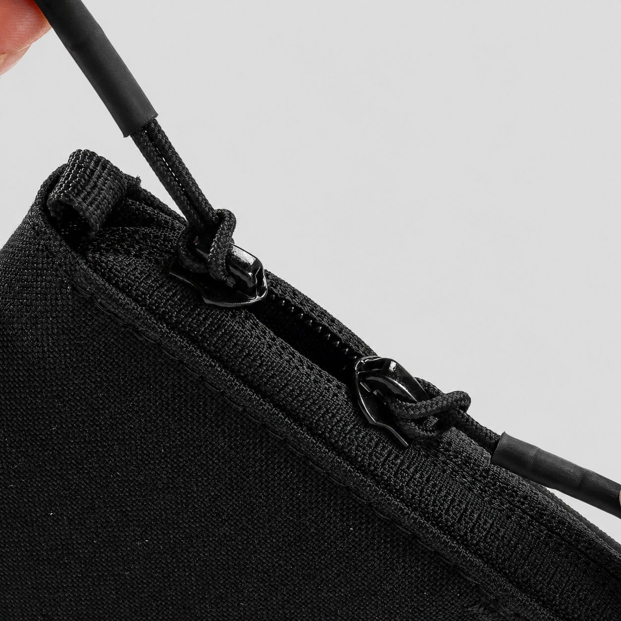 1TG RFID Passport Wallet – Travel Organizer with Shoulder Strap & Multi-Card Storage