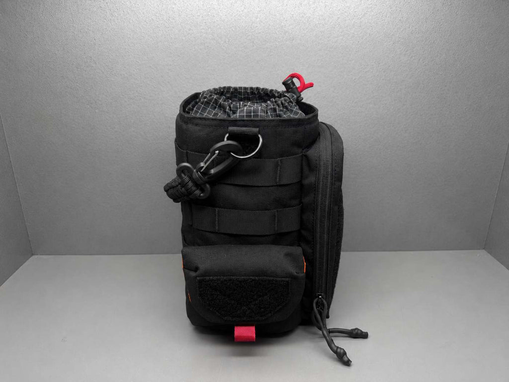 1TG CONCEPT Gym Water Bottle Bag | Expandable 32–64oz, Phone Pocket & Adjustable Strap