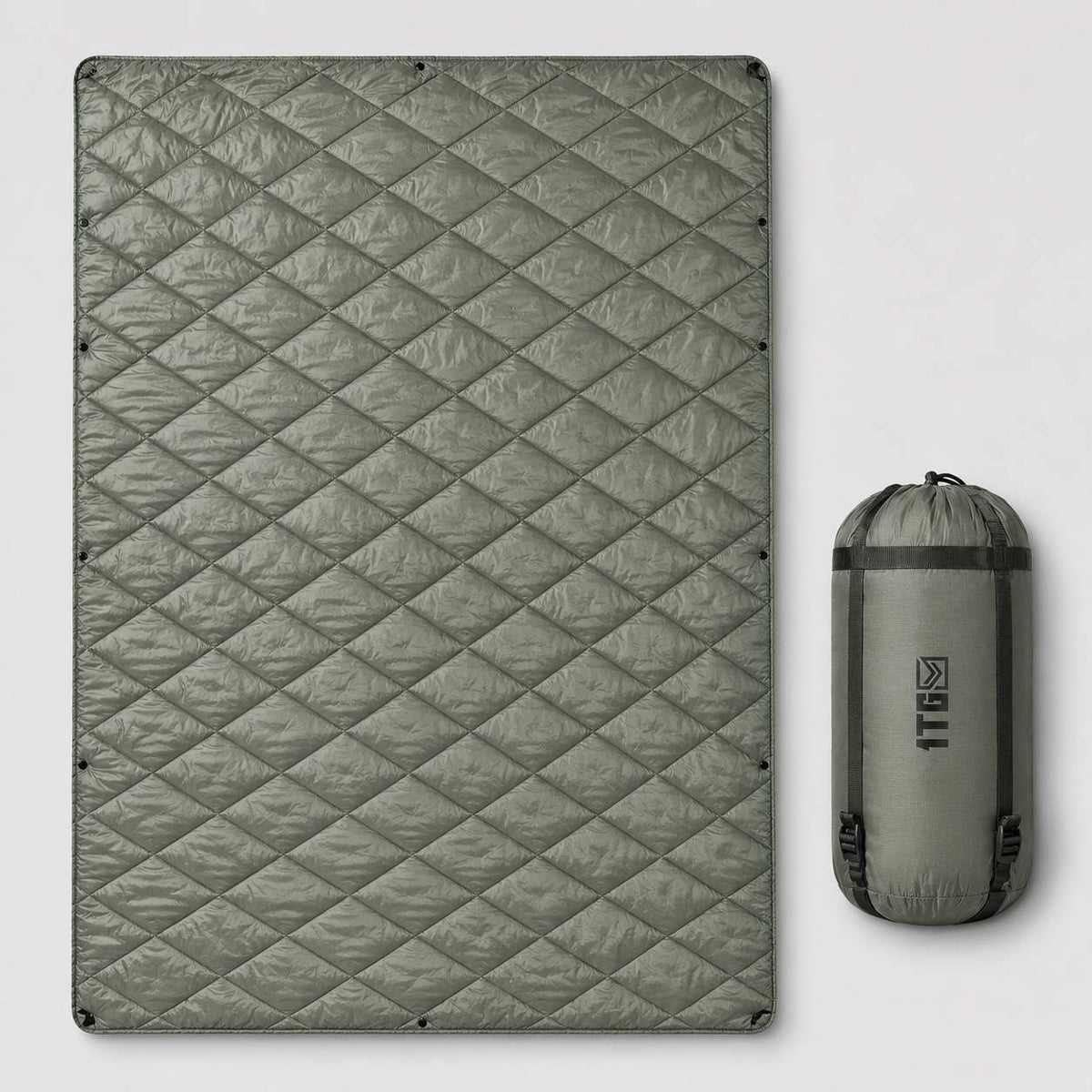 Insulated Camping Blanket B01– 3M Thinsulate™ with Snap Buttons & Water-Resistant